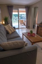 salon-lumineux Un salon cosy climatisé